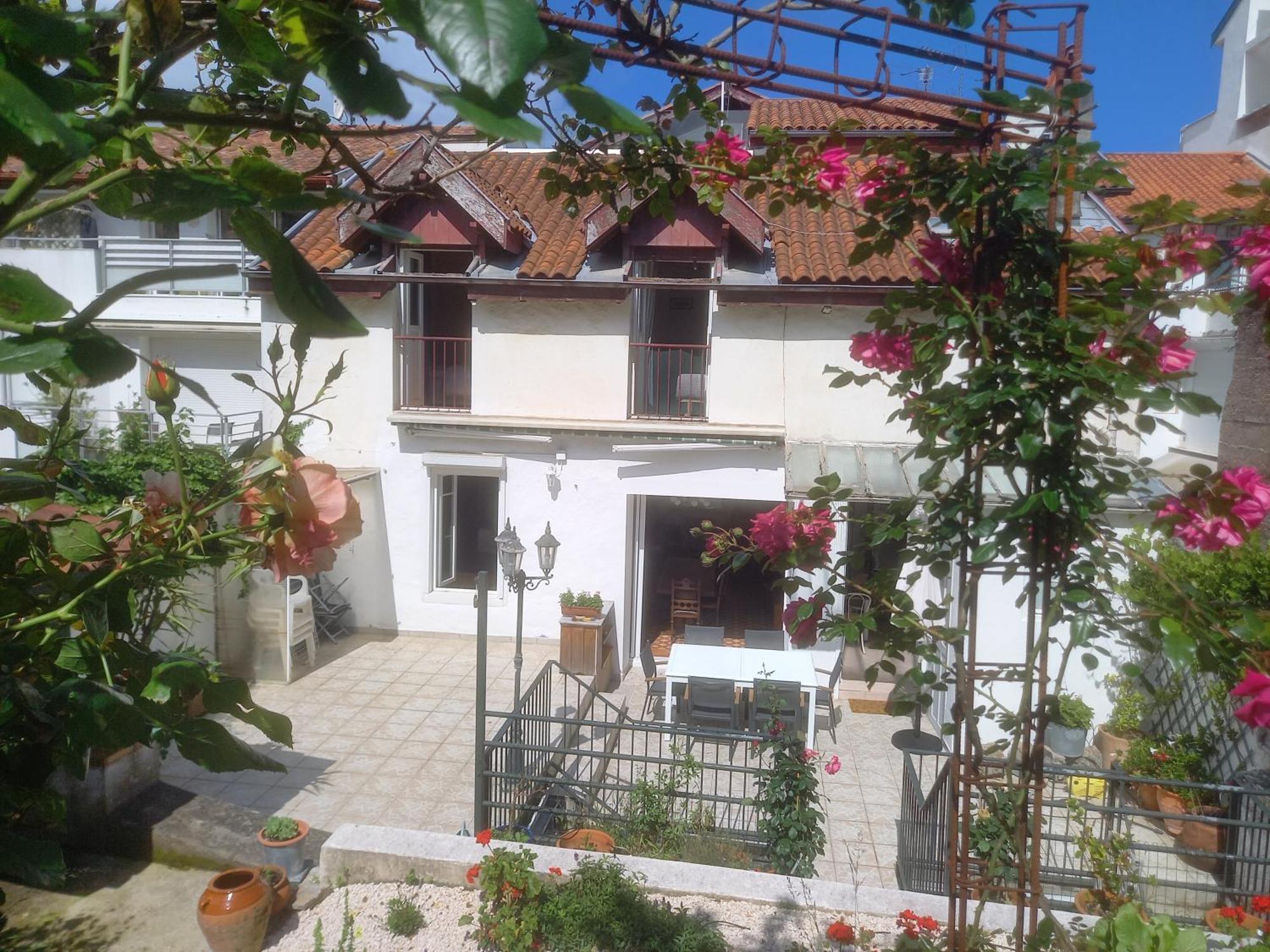 La Maison Du Jardin Villa แซ็งฌองเดอลูซ ภายนอก รูปภาพ